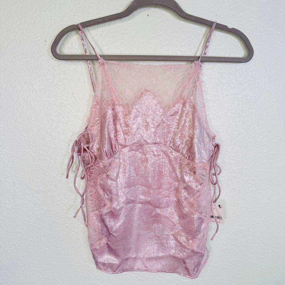 Free People Top Womens Small Shimmer On Cami Satin Lace Blouse Romantic Pink NEW - Picture 1 of 10